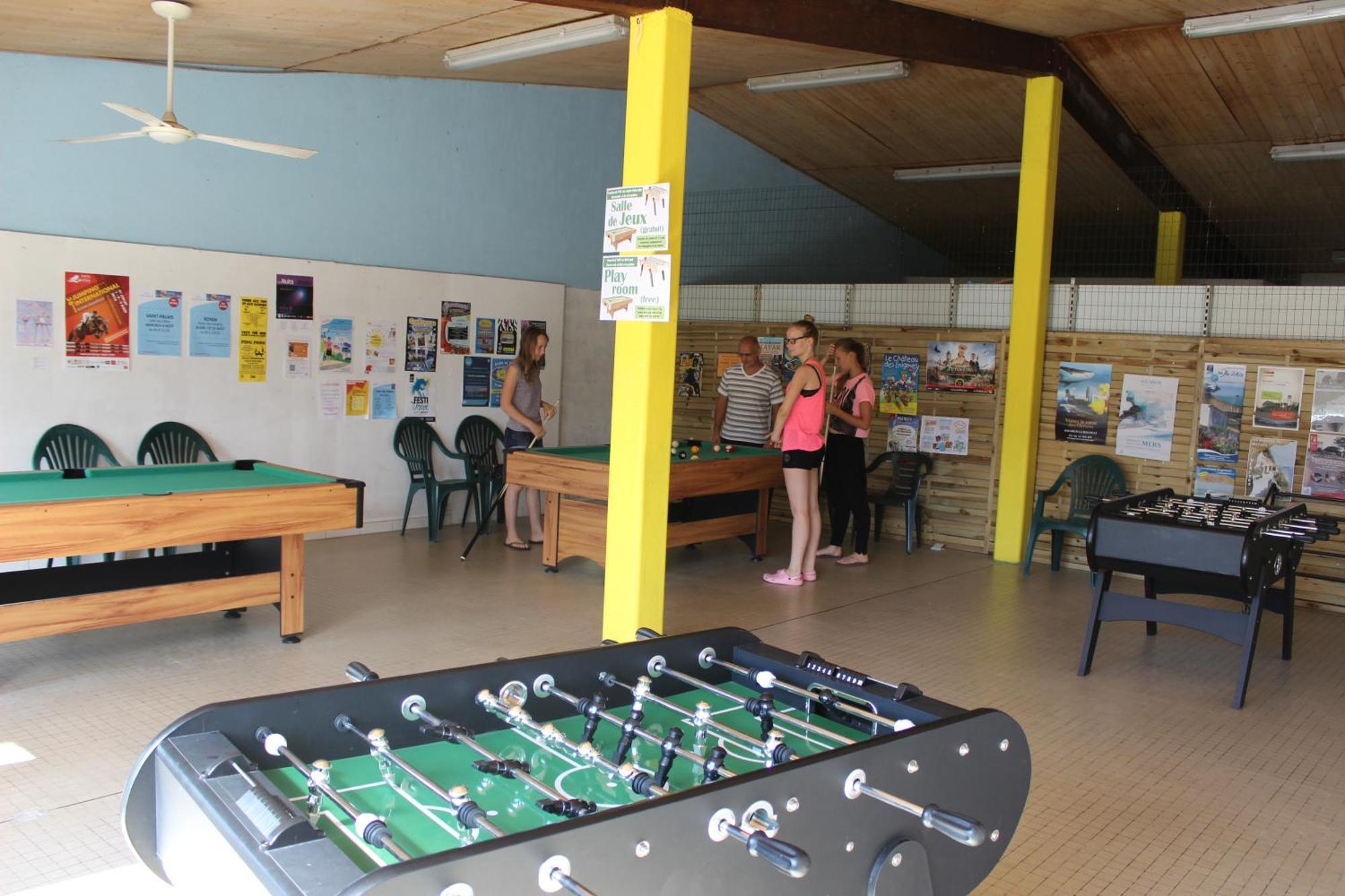 Camping Le Puits De L'Auture Hotel Saint-Palais-sur-Mer Luaran gambar