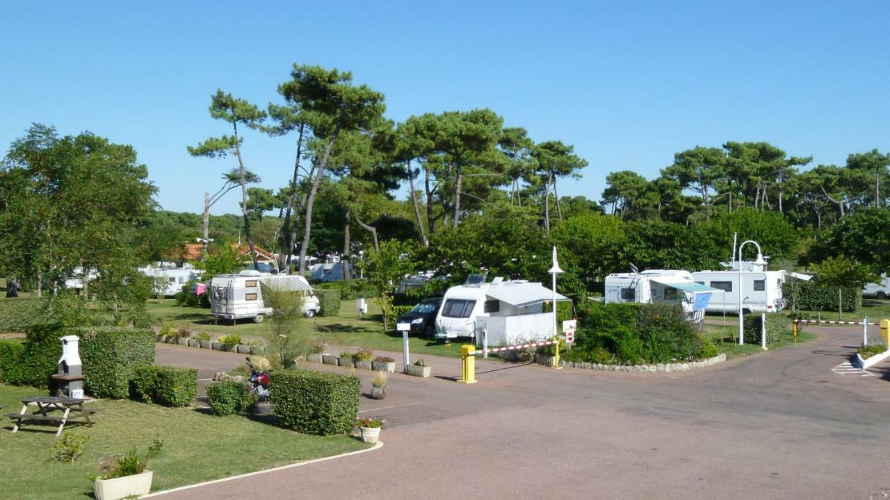 Camping Le Puits De L'Auture Hotel Saint-Palais-sur-Mer Luaran gambar